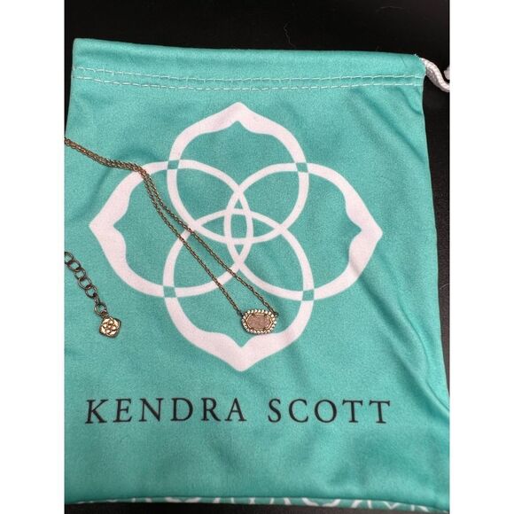 Kendra Scott Elisa Necklace - Picture 3 of 6